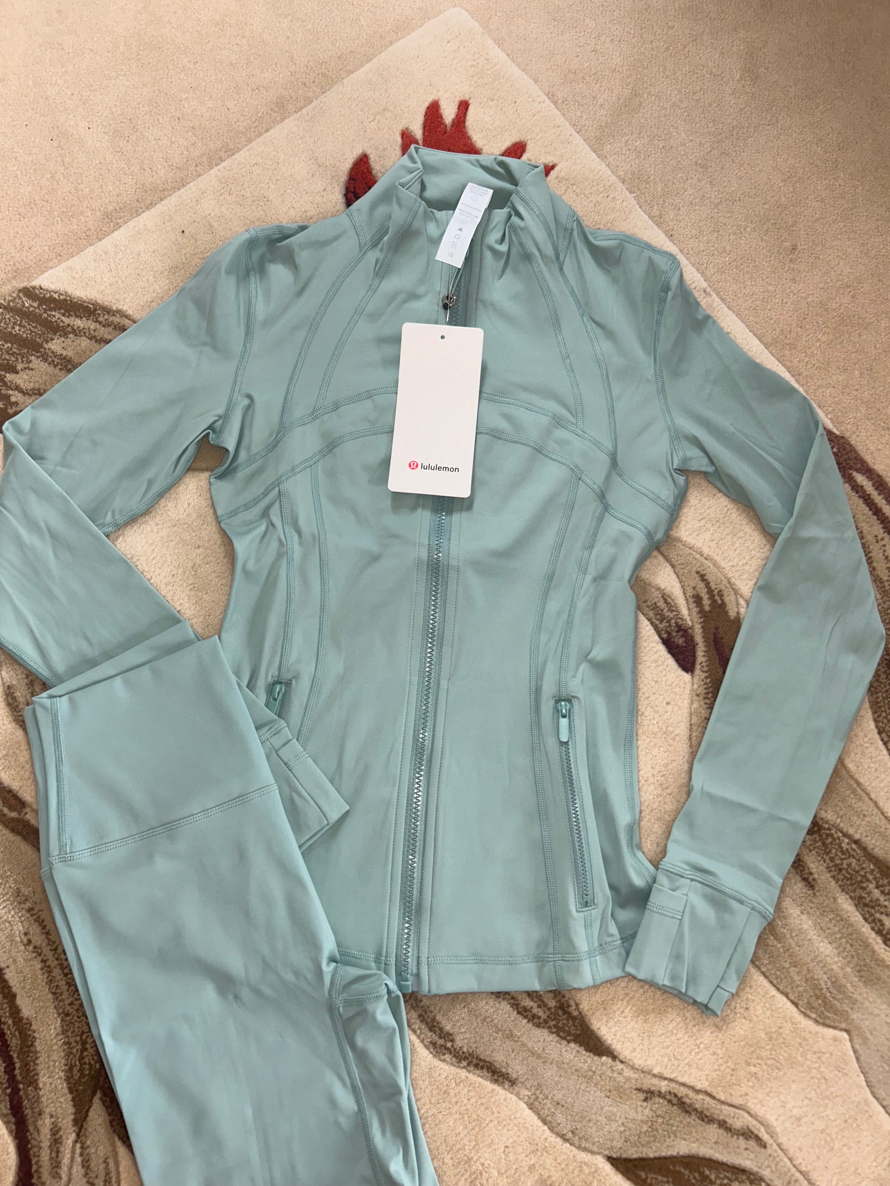 Mint lululemon set