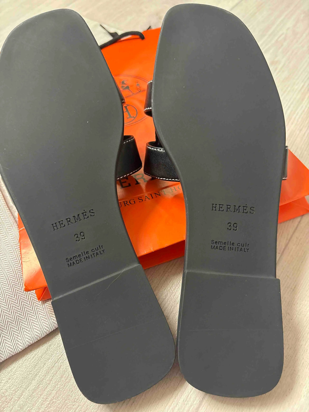 H SLIDES