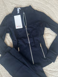 Navy & silver lululemon