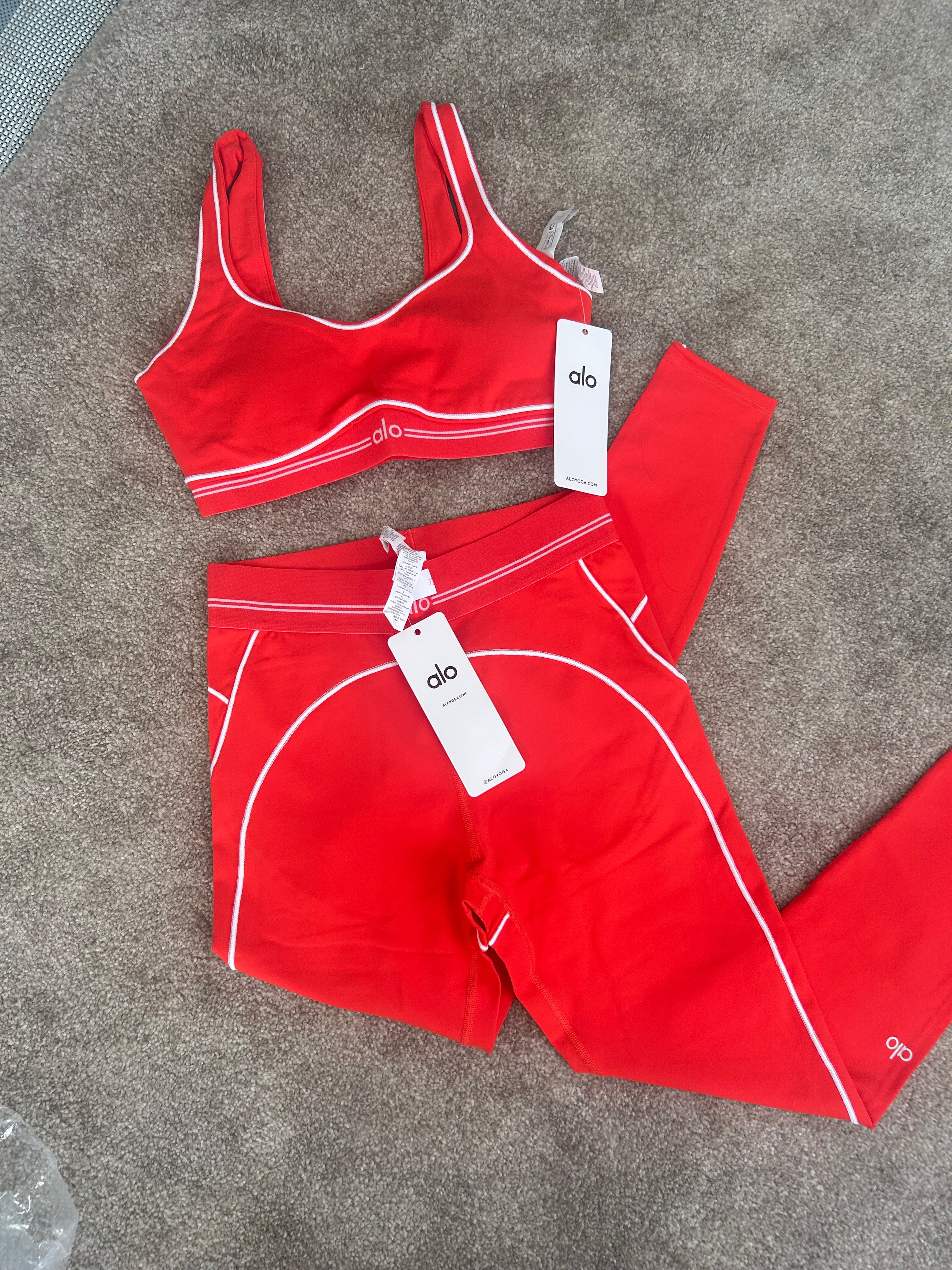 Red Alo