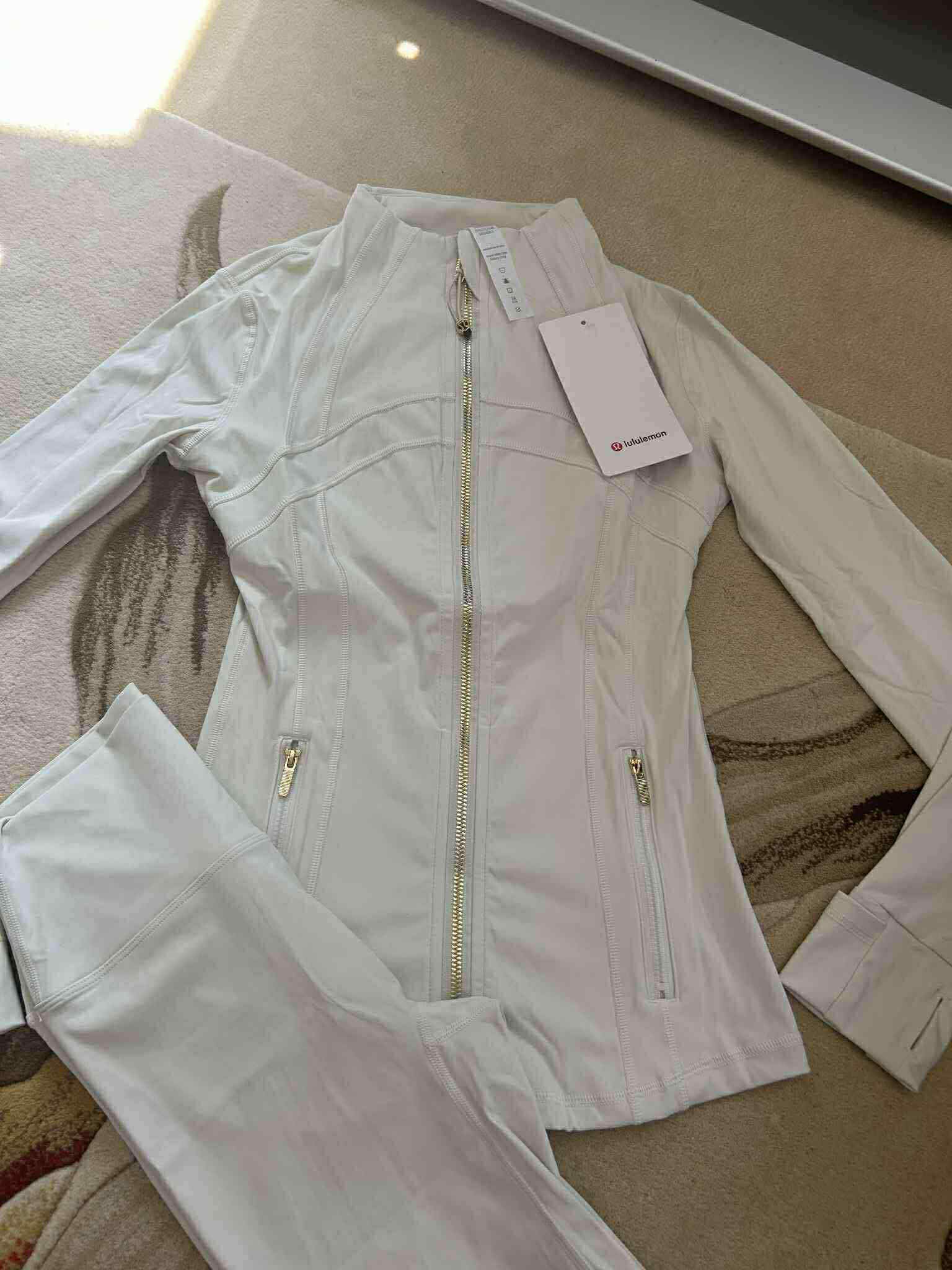 Cream and gold lululemon leggings